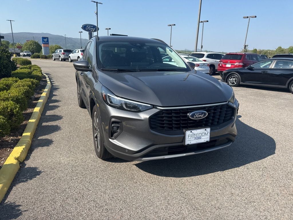 2024 Ford Escape Platinum