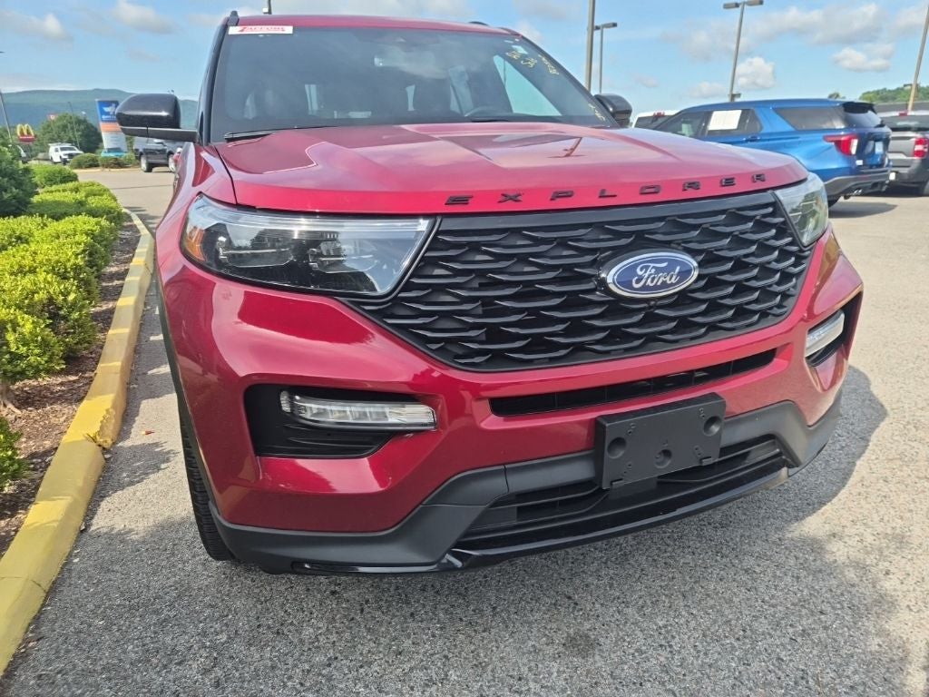 2023 Ford Explorer ST-Line