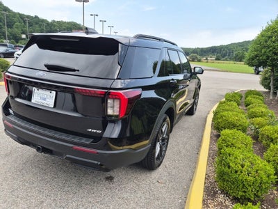 2025 Ford Explorer ST-Line