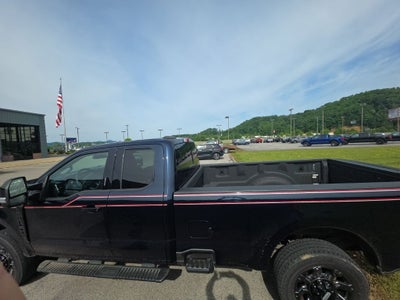 2023 Ford F-350SD Lariat