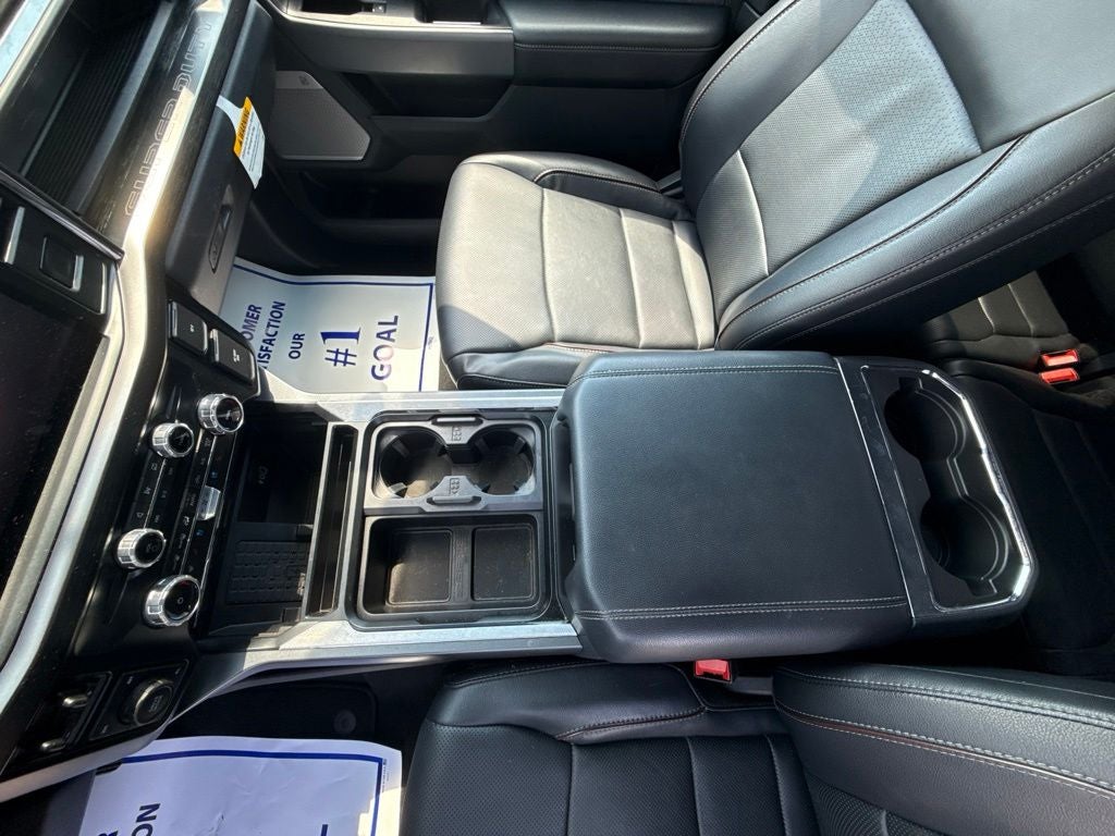 2023 Ford F-350SD Lariat