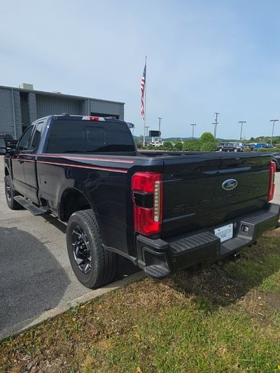 2023 Ford F-350SD Lariat