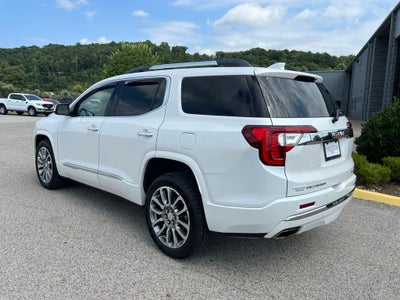 2023 GMC Acadia Denali