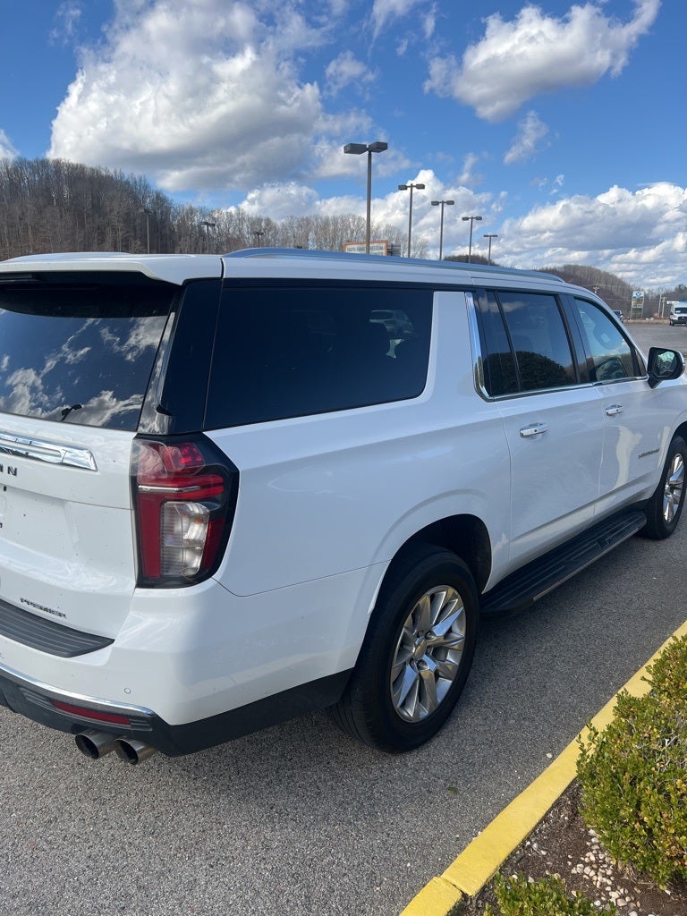 2023 Chevrolet Suburban Premier