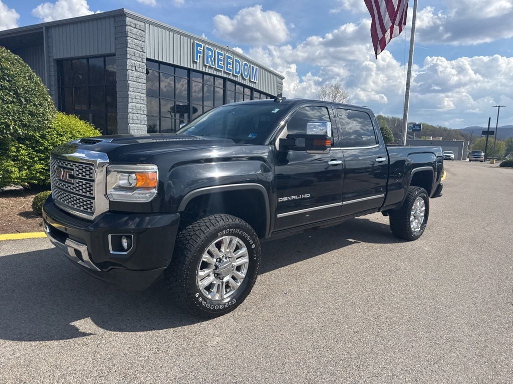 2016 GMC Sierra 2500HD Denali