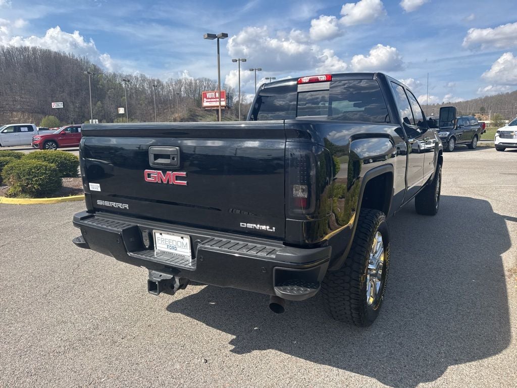 2016 GMC Sierra 2500HD Denali