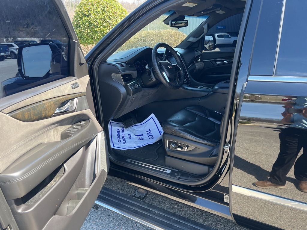 2020 Cadillac Escalade ESV Platinum Edition