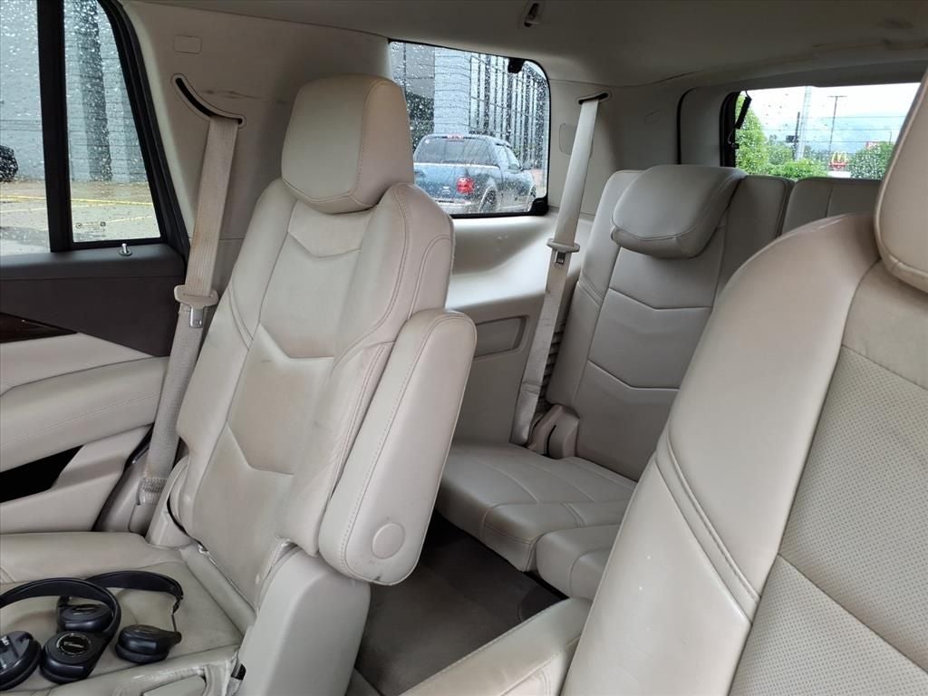 2016 Cadillac Escalade Luxury