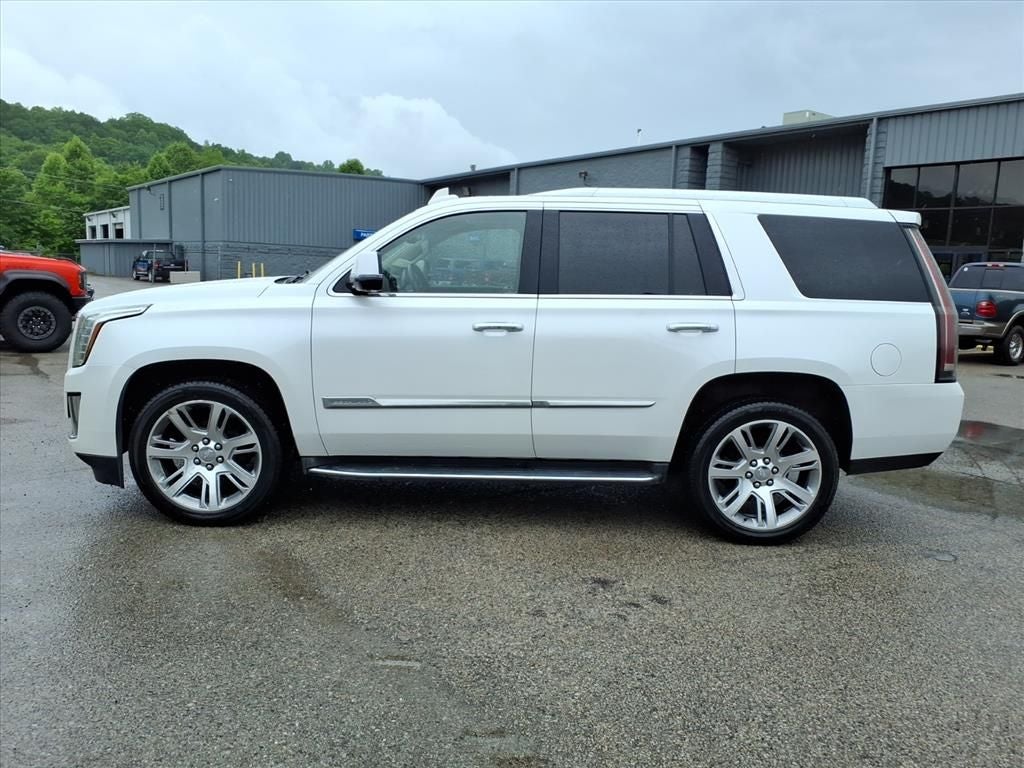 2016 Cadillac Escalade Luxury