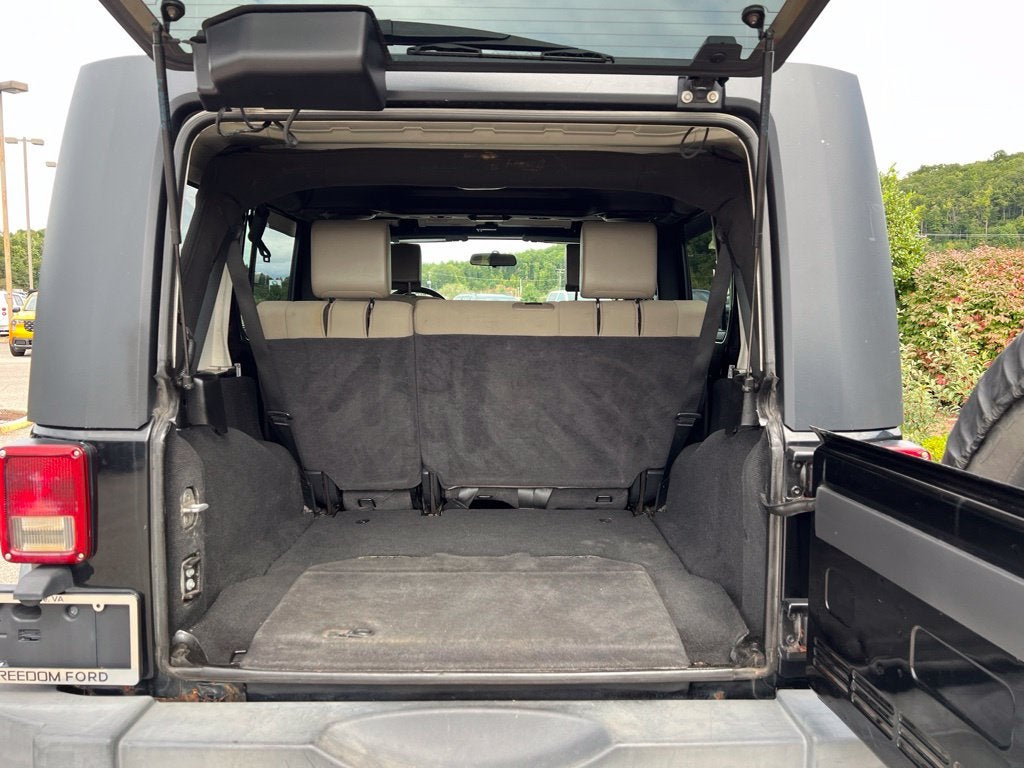 2010 Jeep Wrangler Unlimited Islander
