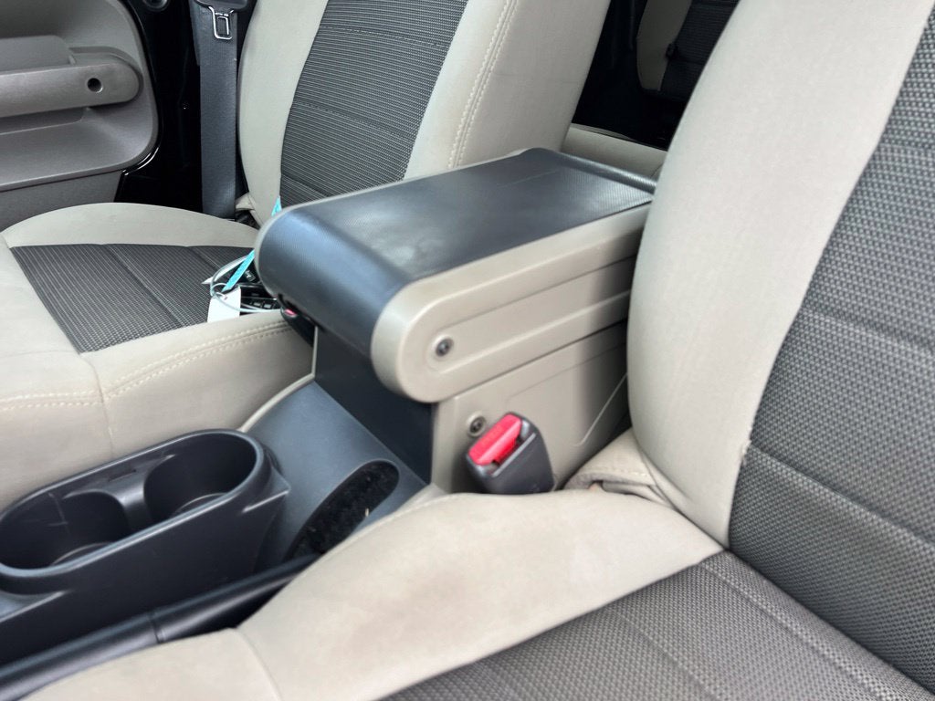 2010 Jeep Wrangler Unlimited Islander