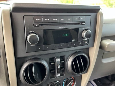 2010 Jeep Wrangler Unlimited Islander