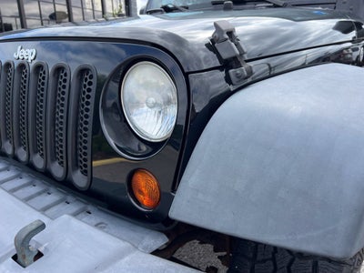 2010 Jeep Wrangler Unlimited Islander