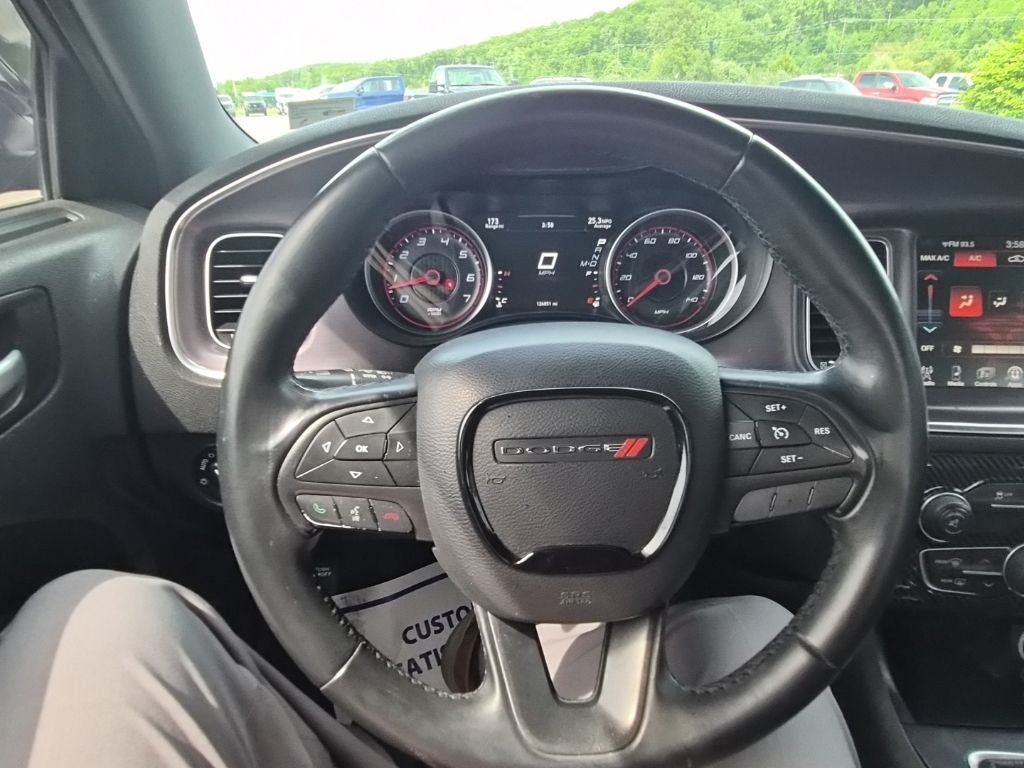 2016 Dodge Charger SE