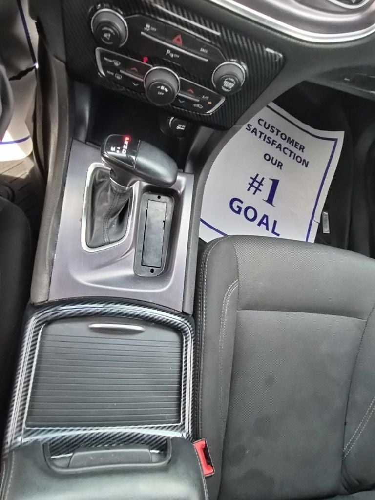 2016 Dodge Charger SE