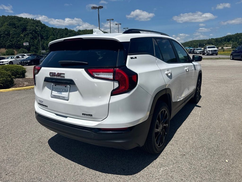 2023 GMC Terrain SLE