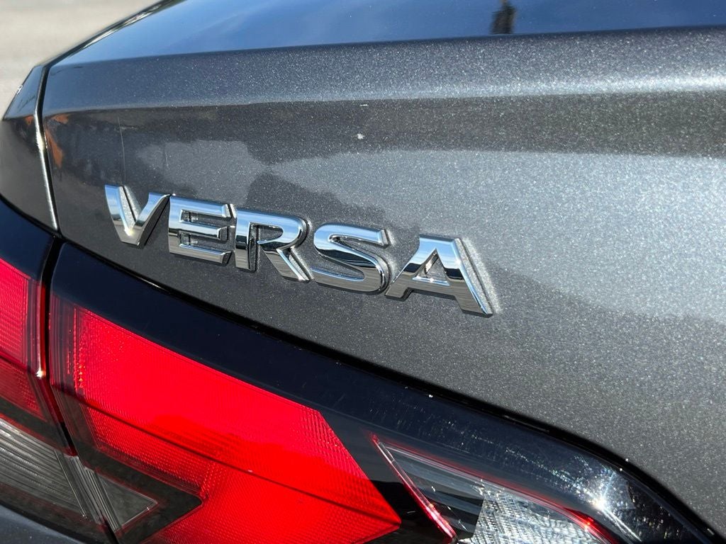 2025 Nissan Versa 1.6 S