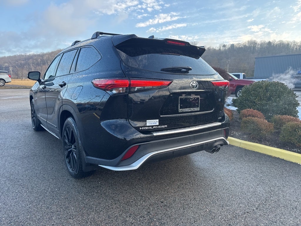 2023 Toyota Highlander XSE
