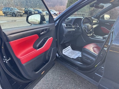 2023 Toyota Highlander XSE