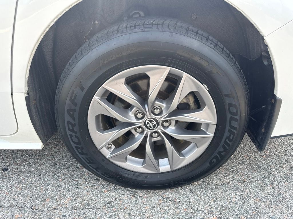 2021 Toyota Sienna XLE 7 Passenger