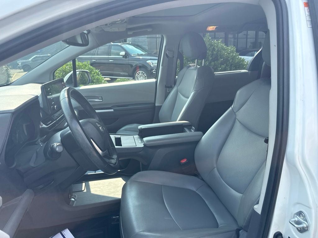 2021 Toyota Sienna XLE 7 Passenger