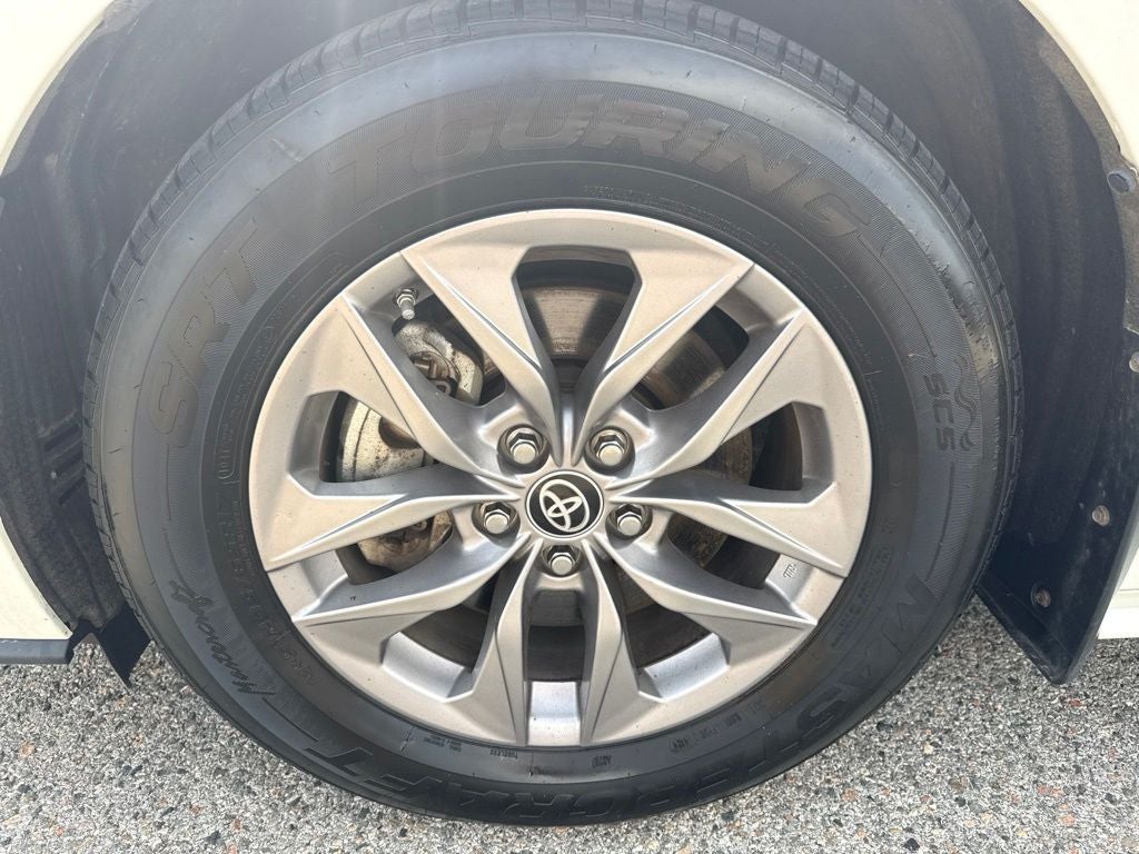 2021 Toyota Sienna XLE 7 Passenger