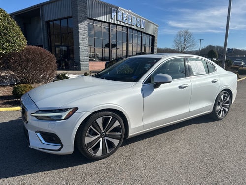 2023 Volvo S60 Ultimate