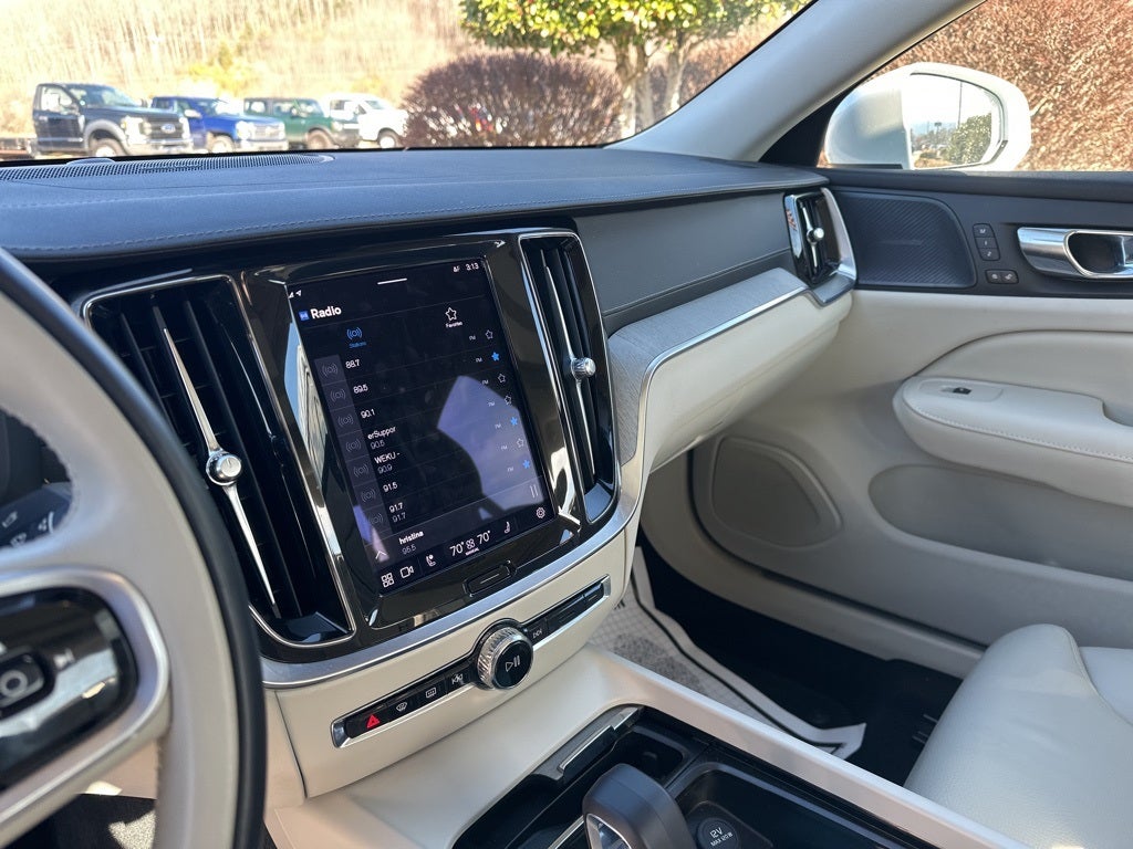 2023 Volvo S60 Ultimate