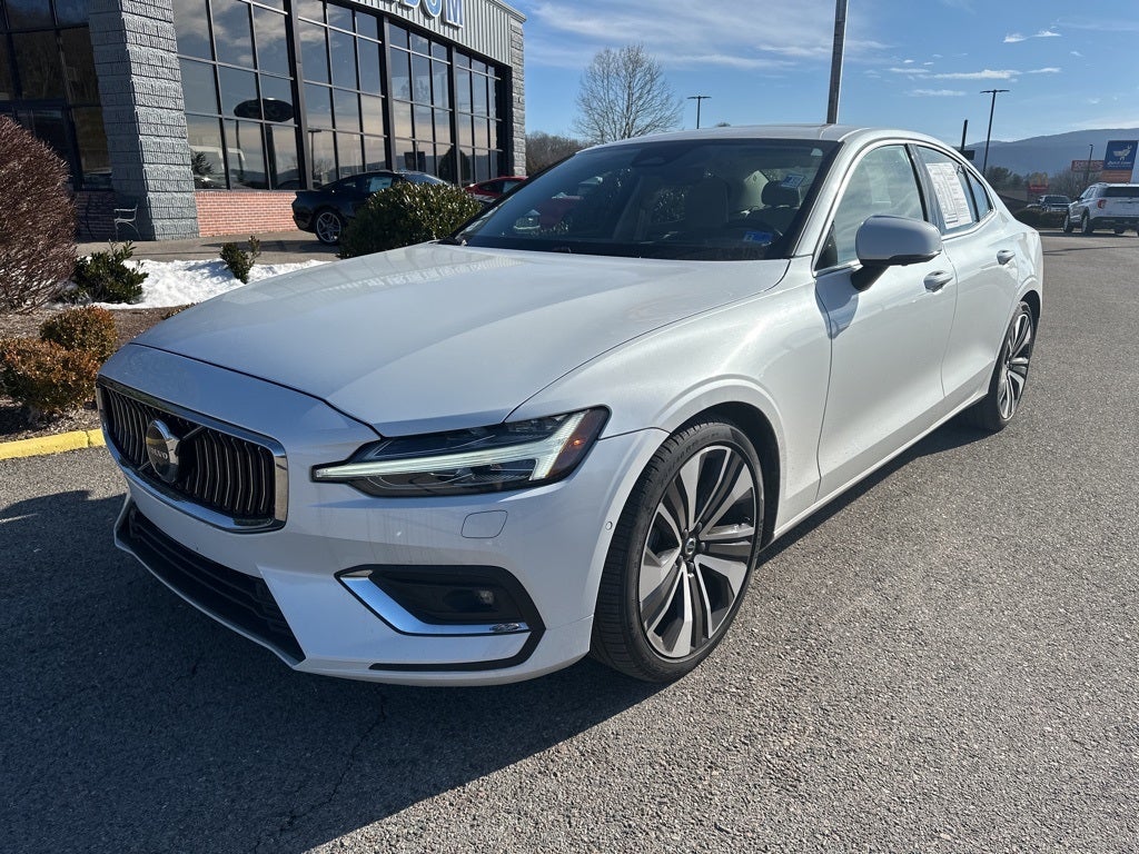 2023 Volvo S60 Ultimate
