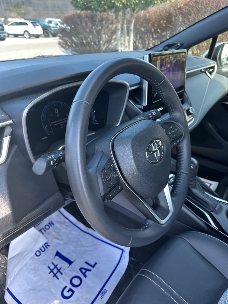 2024 Toyota Corolla Hatchback XSE