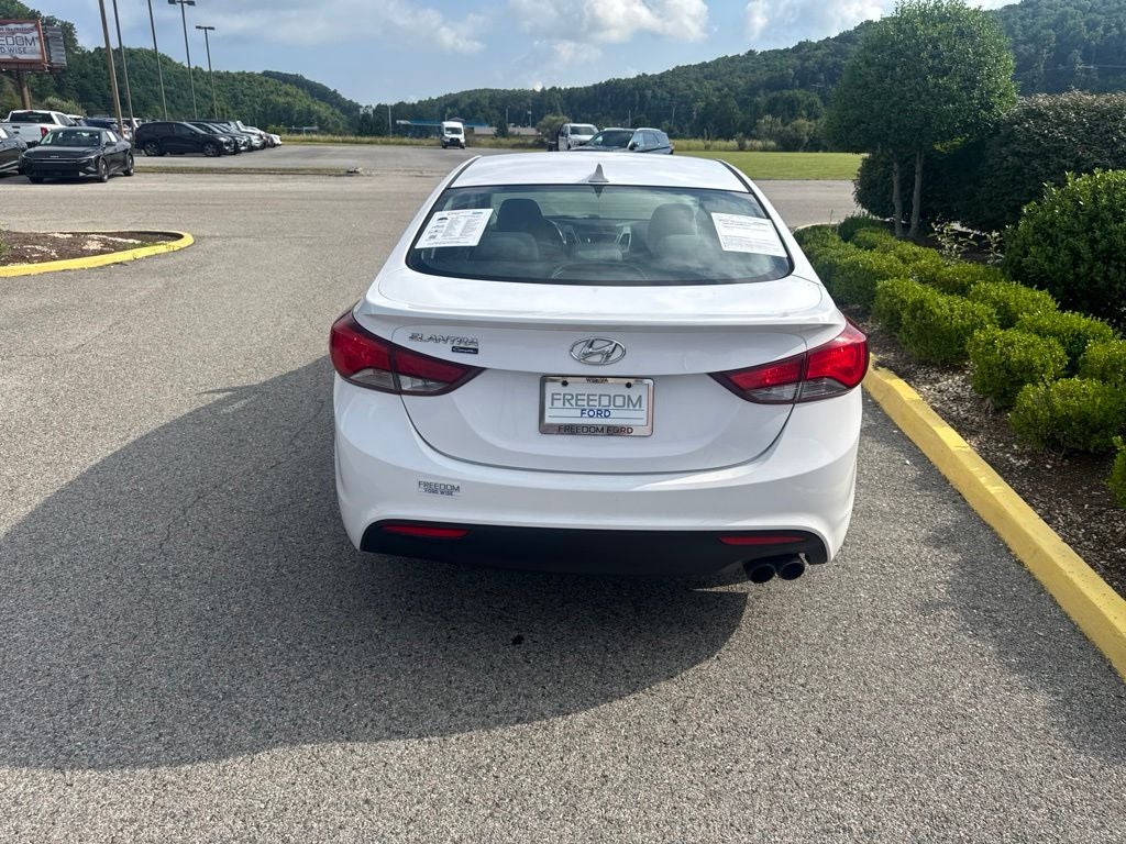 2014 Hyundai Elantra Base