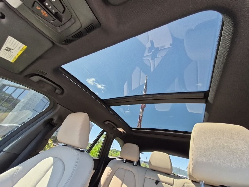 2021 BMW X1 xDrive28i