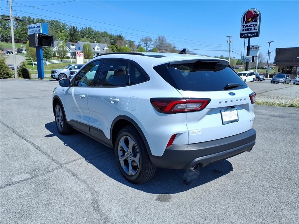 2025 Ford Escape ST-Line Select