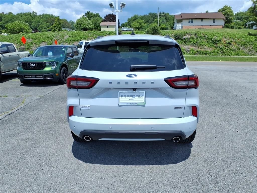 2026 Ford Escape Hybrid ST-Line Elite