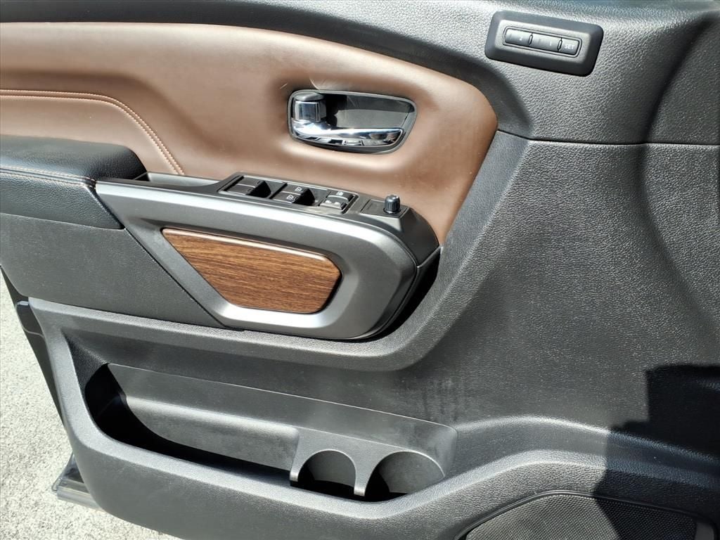 2017 Nissan Titan XD Platinum Reserve