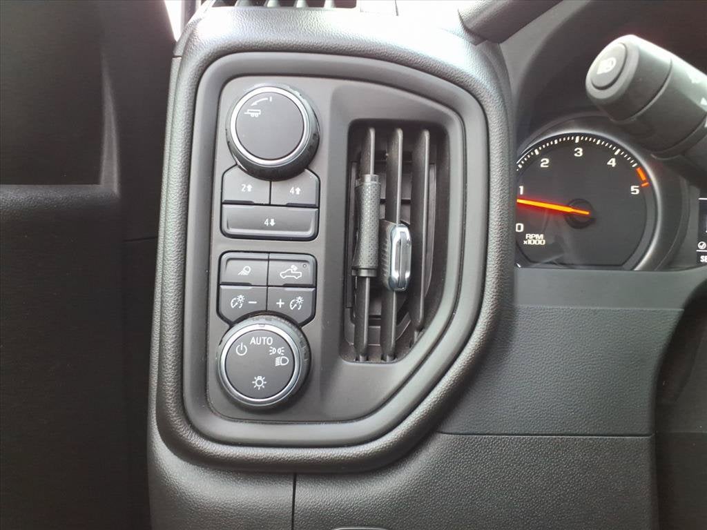 2024 Chevrolet Silverado 2500HD Custom