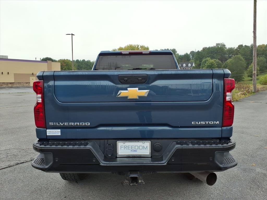 2024 Chevrolet Silverado 2500HD Custom