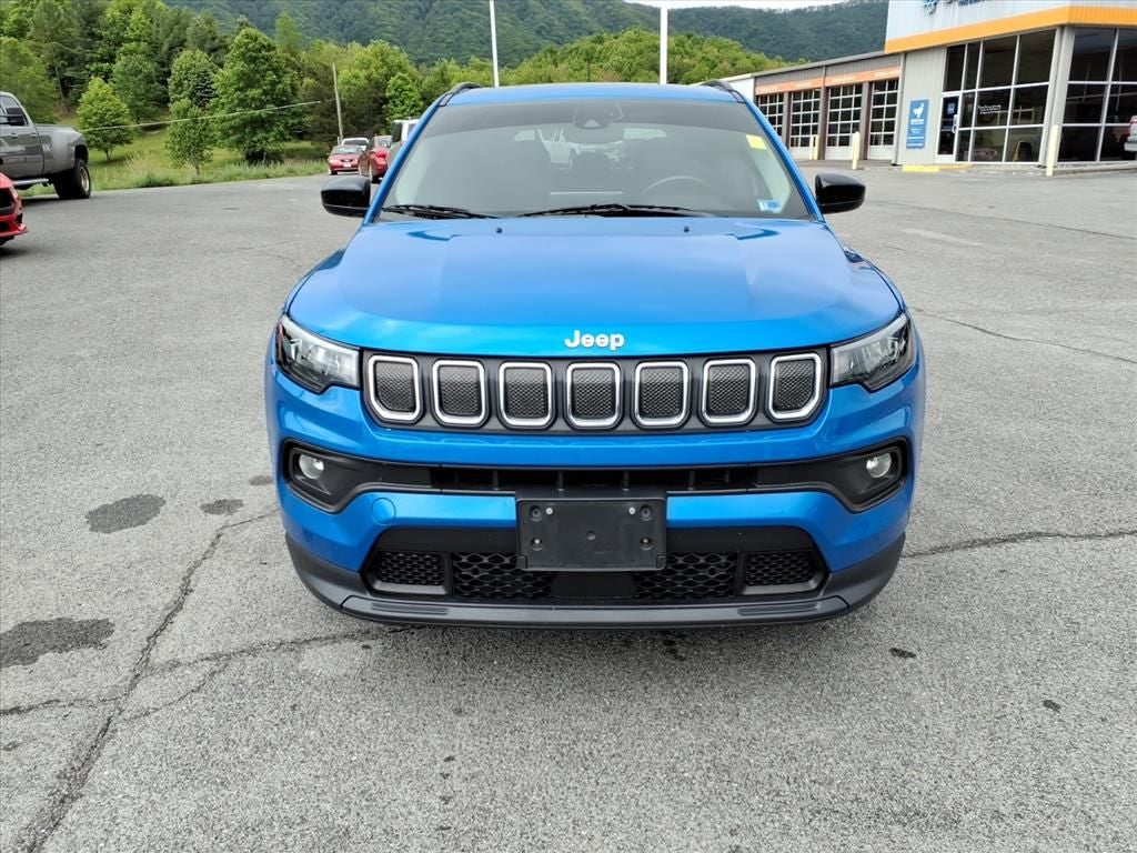 2022 Jeep Compass Latitude Lux
