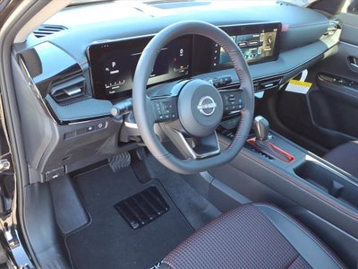 2025 Nissan Kicks SR