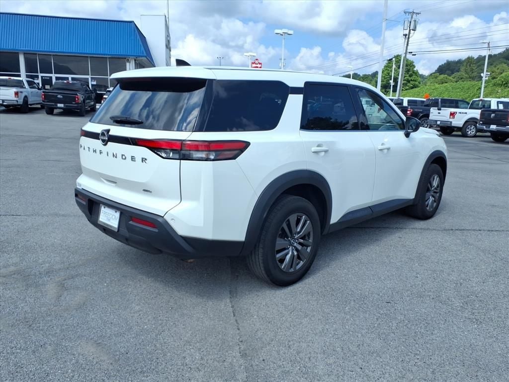 2023 Nissan Pathfinder S