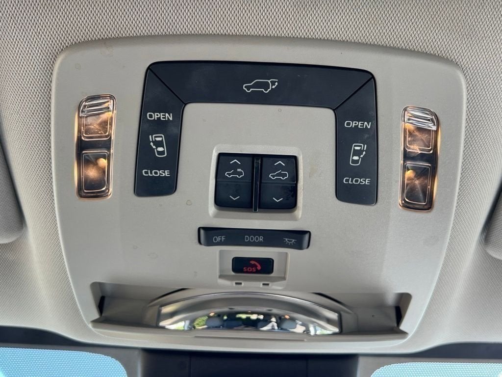 2021 Toyota Sienna XLE 7 Passenger