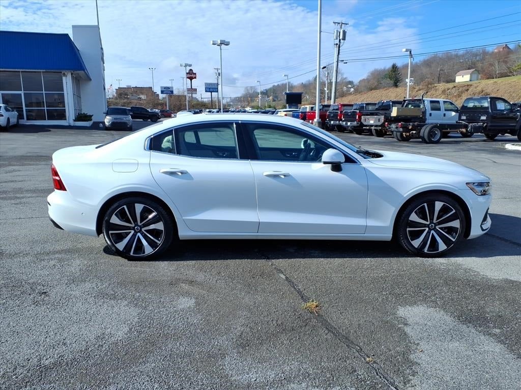 2023 Volvo S60 Ultimate