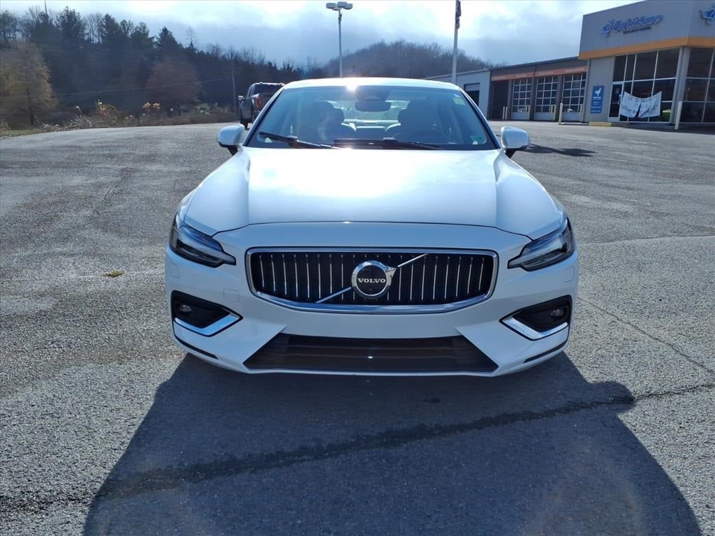 2023 Volvo S60 Ultimate