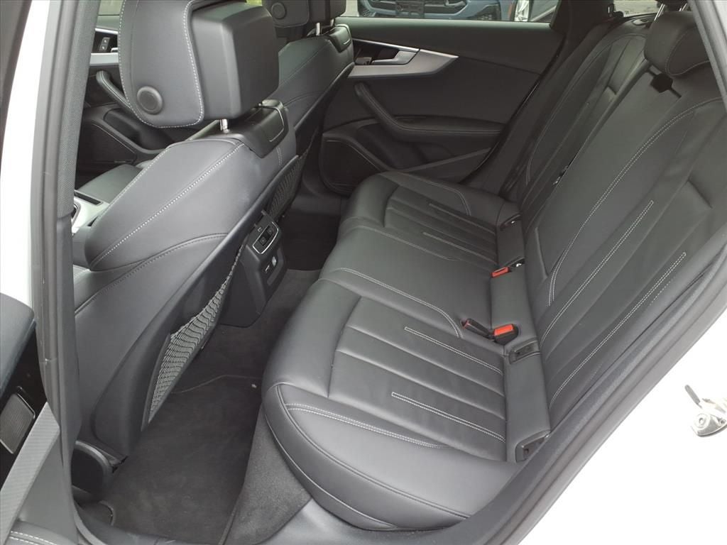 2023 Audi A4 45 S line Premium Plus quattro