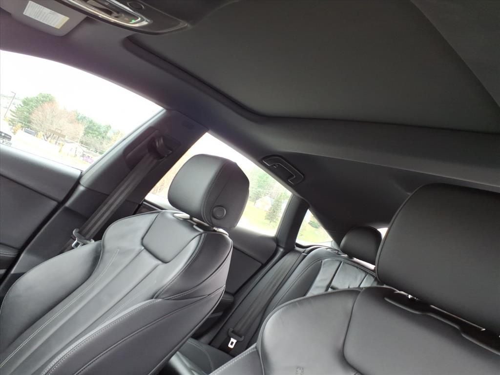 2024 Audi A5 Sportback 45 S line Premium Plus quattro