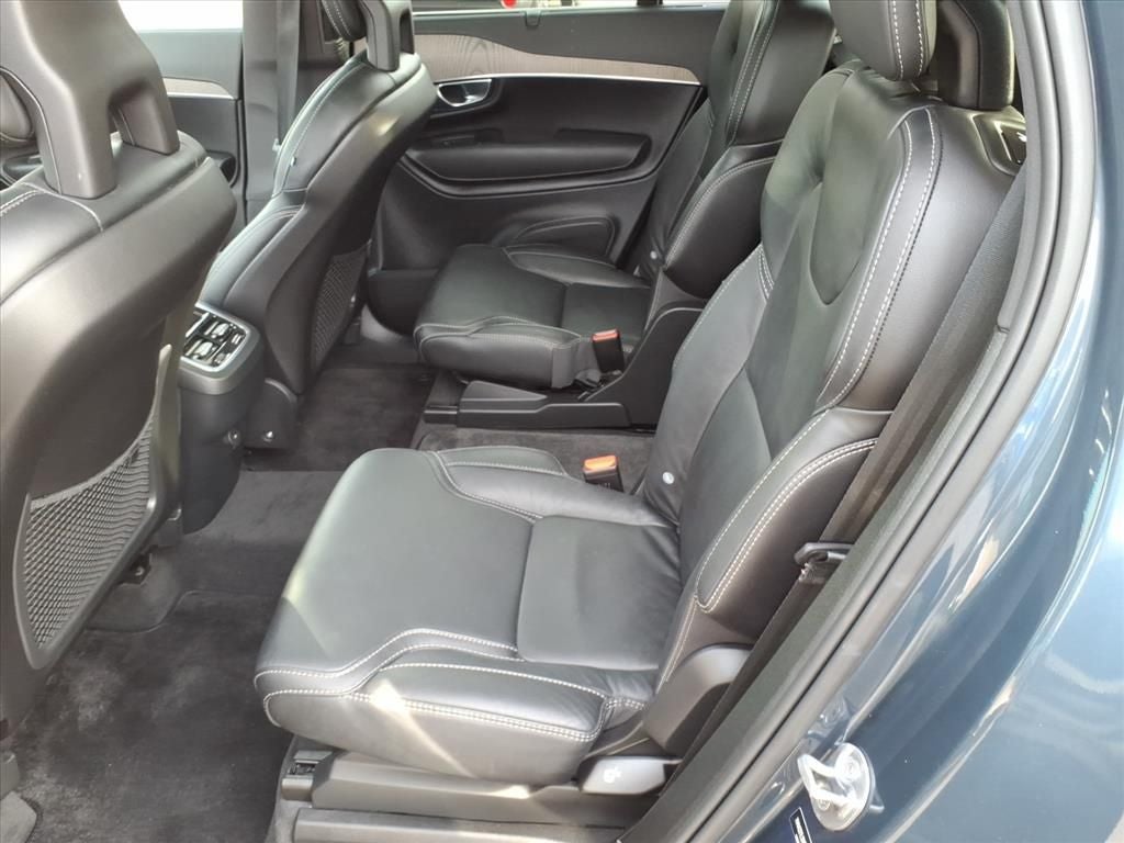 2022 Volvo XC90 T6 Inscription