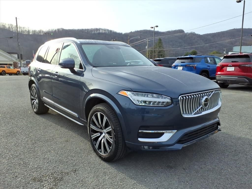 2022 Volvo XC90 T6 Inscription